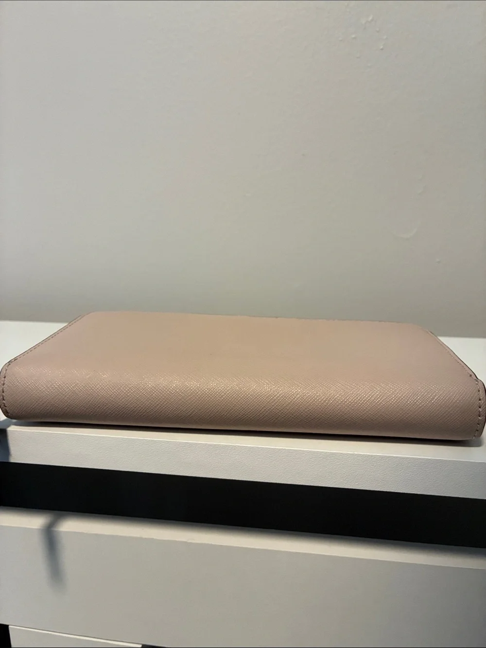 kate spade Compact Two-Tone Zip Wallet in Black & Blush